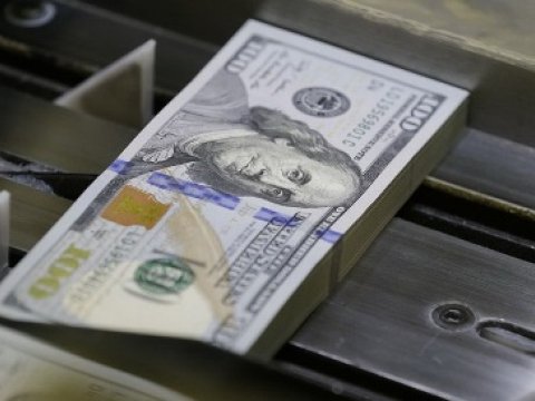 Neft Fondu Mərkəzi Banka 10 milyon dollar satdı