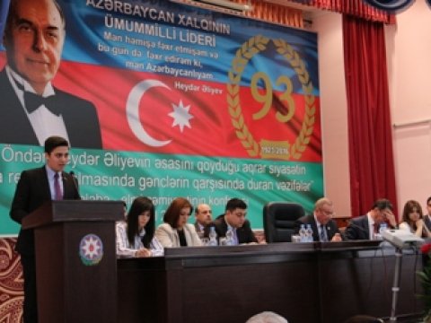 Eldar Quliyev: "Heydər Əliyev min illərlə tarixi olan düha idi" 