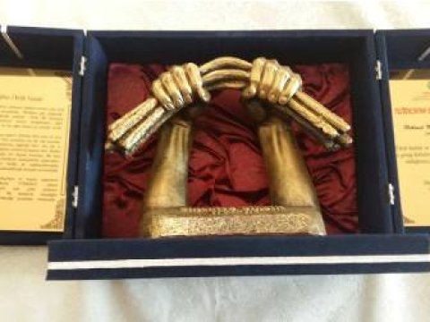 Hikmət Babaoğluna TÜRKSOY-un xüsusi mükafatı verildi