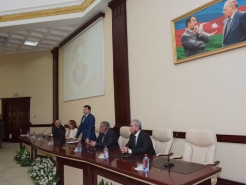 Akademik Vəli Axundov yad edildi