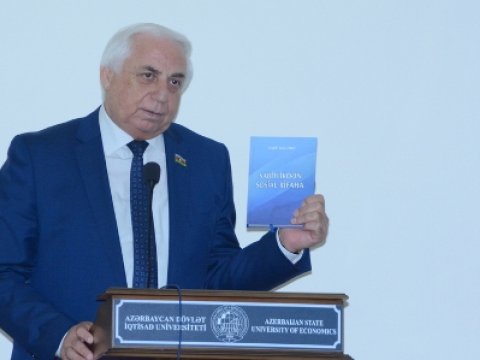 İqtisad Universitetində Heydər Əliyevə həsr olunmuş elmi sessiya keçirildi - FOTO