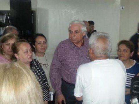 Deputat Qarabağ əlillərinin şikayətlərini dinlədi