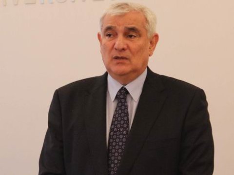 Kamal Abdulla beynəlxalq qurumun akademiki seçilib 