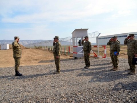 Müdafiə naziri yeni tikilən hərbi şəhərcikdə - FOTO