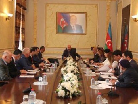 Daha 5 dini icmaya maliyyə yardımı ayrılıb