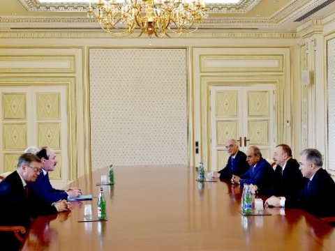 İlham Əliyev Ramazan Abdulatipovu qəbul edib