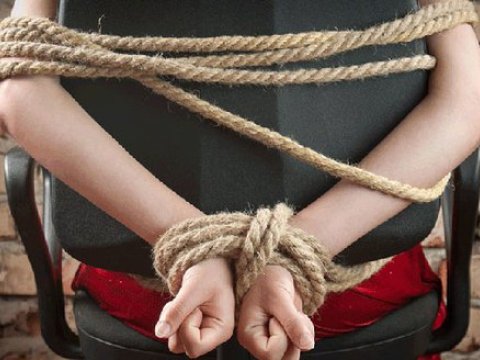 Bakıda 14 yaşlı uşağı oğurlayıb, 20 min manat tələb etdilər