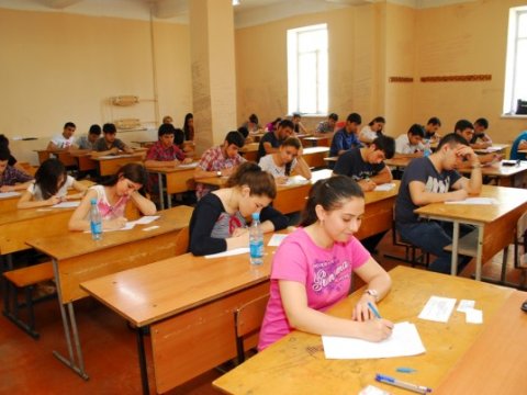 Təhsil Nazirliyindən &ldquo;2&rdquo; alan şagirdlərlə bağlı A&Ccedil;IQLAMA
