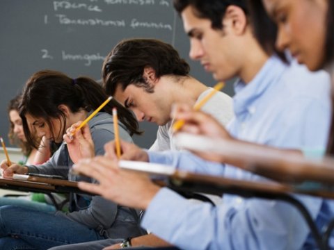 Abituriyentlər ən &ccedil;ox bu iki ixtisası se&ccedil;irlər  