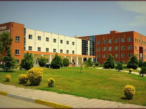Qafqaz Universiteti Bakı Ali Neft Məktəbinin idarə&ccedil;iliyinə VERİLDİ - YENİLƏNİB