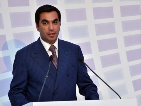 Rektor:&ldquo;Ali məktəb dini cərəyanlara qoşula bilməz&rdquo;