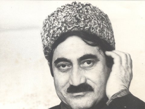 Qabil-90: Xalq şairi FOTOLARDA  