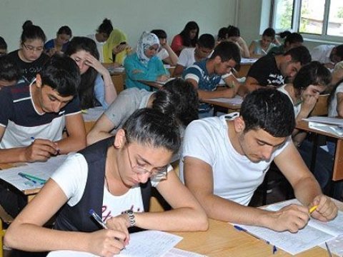 Kolleclərin boş qalan plan yerlərinə ixtisas se&ccedil;imi aparılır