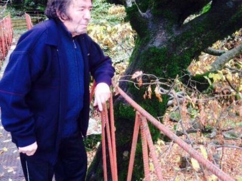 "Mənim kəndim" - &ldquo;B&ouml;y&uuml;k qardaşım arı sancmasından, ki&ccedil;ik qardaşım isə əsgərlikdə &ouml;ld&uuml;&nbsp;&rdquo;