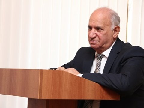 Azərbaycan Təhsil Şurasının sədrindən qalmaqallı TƏKLİF: &ldquo;Testin ləğvi cəmiyyətə fayda verəcək&rdquo; 