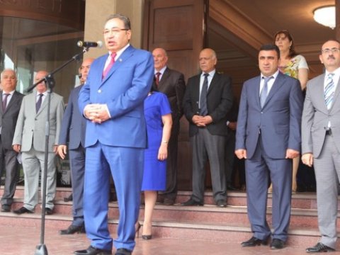 Hansı universitet m&uuml;əllimə y&uuml;ksək maaş verir...