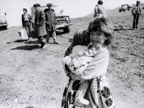 Modern.az 24 ildən sonra bu şəkildəkiləri tapıb danışdırdı -  FOTOLAR - ÖZƏL 