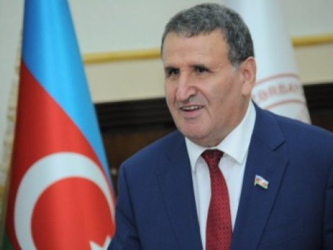 Təhsil komitəsinin sədri imtahan &ouml;dənişlərinə haqq qazandırdı  