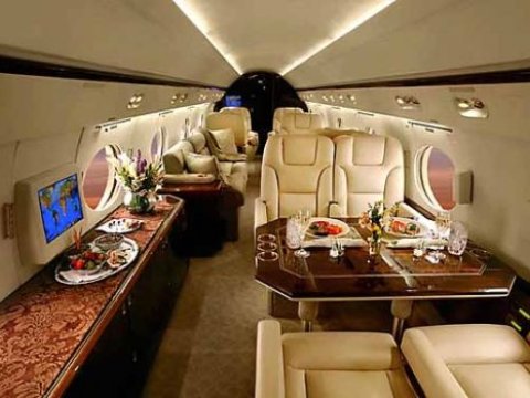 D&uuml;nya məşhurlarının &ouml;zəl təyyarələri &ndash; SİYAHI + FOTOLAR