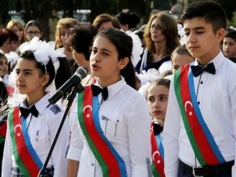 Ziyalılardan Təhsil Nazirliyinə DƏSTƏK: dərs ilinin m&uuml;ddəti uzadılmalıdır!  