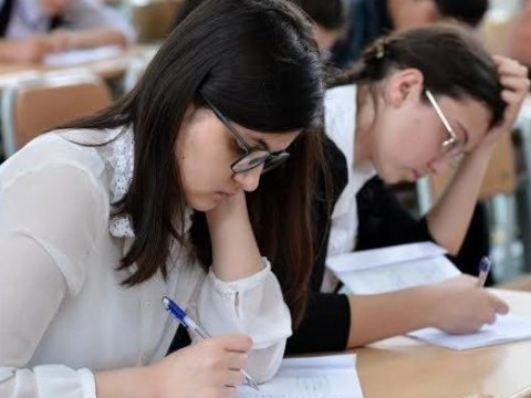 Sınaq imtahanlarındakı testlərin doğru cavabları a&ccedil;ıqlandı