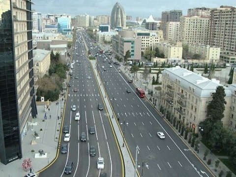 Bakıda nəqliyyatın hərəkəti dəyişdirilir 