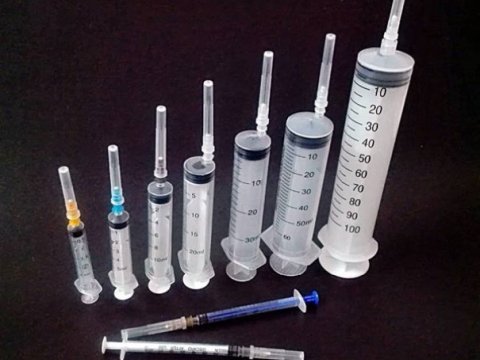 Azərbaycanda şpris zavodu TİKİLƏCƏK