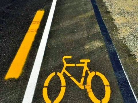 Binəqədi-Novxanı yolunda velosiped zolağı salındı - FOTO