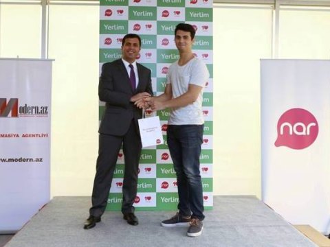 700 bal toplayan abituriyentlərə xüsusi mükafatlar verildi - FOTOLAR  