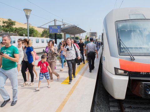 Bakı-Sumqayıt qatarlarının hərəkətində dəyişiklik ediləcək