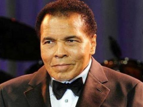 5 sentyabr 1960-cı il... Məhəmməd Əlinin Qızıl medalını çaya tulladığı tarix - “Axı mən dilənçi deyiləm”  