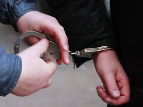 İrandan Azərbaycana narkotik gətirdi, tutuldu