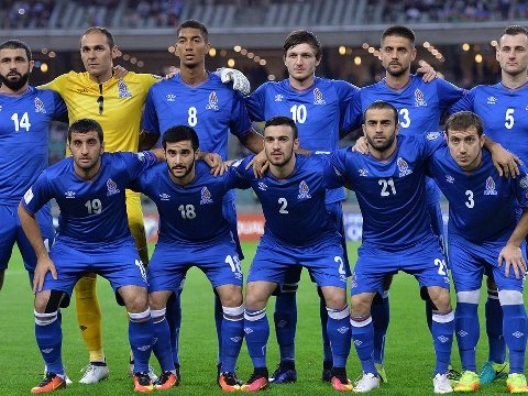 Futbol &uuml;zrə millimiz GERİLƏDİ