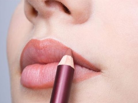 Xanımların gözəl görünmək istəyi qarşısında ƏZİYYƏT ÇƏKƏN KİŞİLƏR 