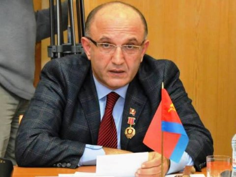 Kommunistlər Milli Məclisin komitə sədrini DƏSTƏKLƏDİ