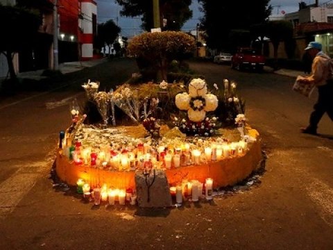 Meksika zəlzələsində &ouml;lənlərin sayı 319-a &ccedil;atdı