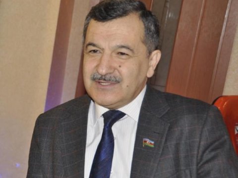 “Yaqland körpüləri yandırmağa çalışır”