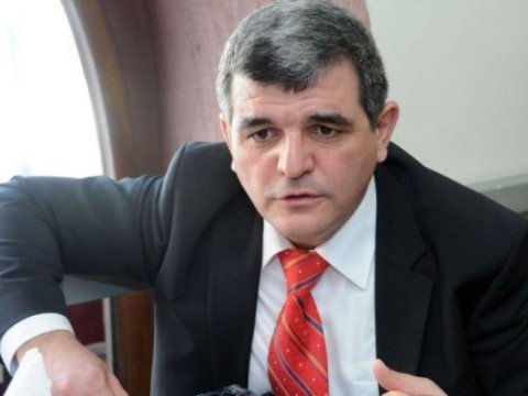 “Dindarların içində ağıl problemi olanlar var” - Deputat 