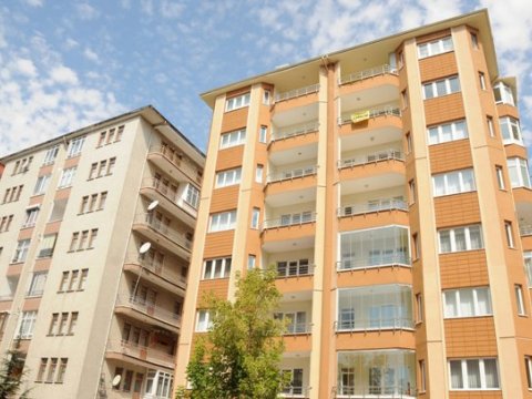 “Kupça”sız mənzillər - Bakıdakı yeni binaların 80 faizini dövlət qeydiyyatına almırlar  