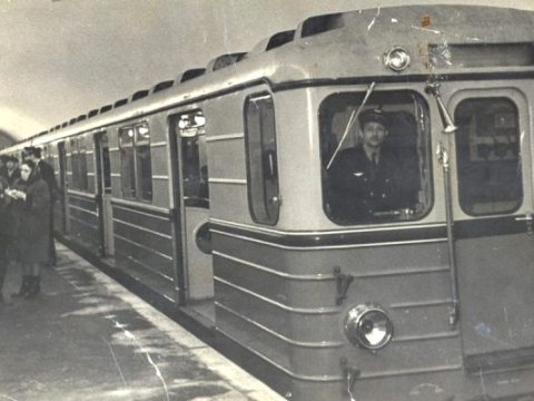 Bakı metrosunun ilk qatarı niyə qəzaya uğramışdı... - MARAQLI  
