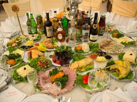 Bakıdakı məşhur restoran rus ailəsinin toyundan imtina etdi – Məhərrəmliyə görə