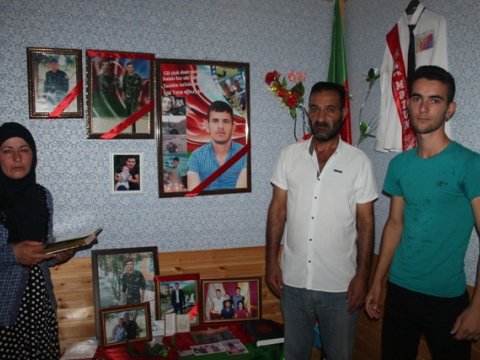 Məzuniyyətə gələcəyini gözləyirdilər, tabutunu aldılar - Aprel şəhidinin HƏYAT HEKAYƏTİ - FOTO