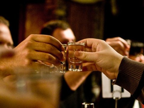 Başqa aylarda araq olar, məhərrəmlikdə olmaz?..   