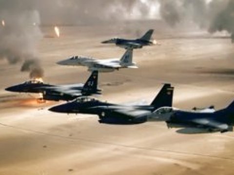 İsrail qırıcıları Suriyanı bombaladı