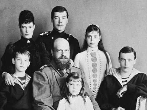 Bakının məşhur qonaqları: Hacı Zeynalabdin Tağıyevin pərt etdiyi rus Çarı niyə gəlmişdi...   