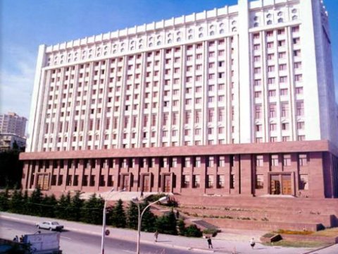 Prezident Administrasiyasındakı vəzifələr ali təsnifatdan &ccedil;ıxarıldı  &nbsp;