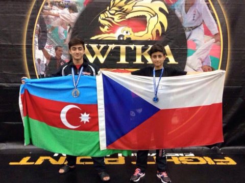 Xaricdə yaşayan azərbaycanlı qızıl medal qazandı - FOTO