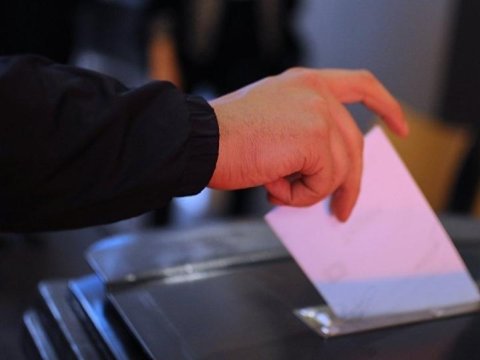 Azərbaycanda prezidentliyə namizədlərlə bağlı tələb dəyişdirilir