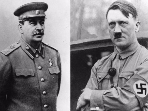 7 noyabr paradı və şalvarını unudan Hitler - MARAQLI