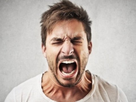 Bizi xəstə edən davranışlara verdiyimiz reaksiyalardır